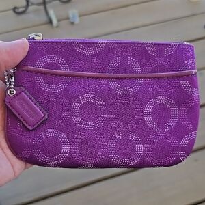 Coach Magenta Signature Great Condition! Jacquard Wristlet Pouch 6.5x4.5
